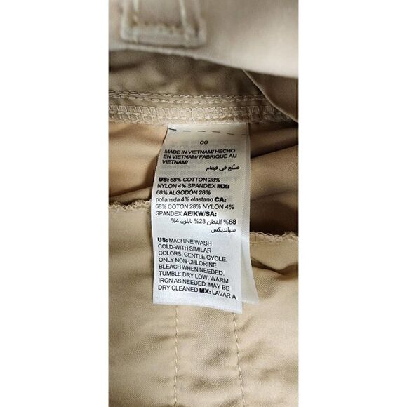 Chico's Luxe Twill Utility Cropped Cargo Pants Size 00/US XS-2 Color Kha… - Picture 9 of 10
